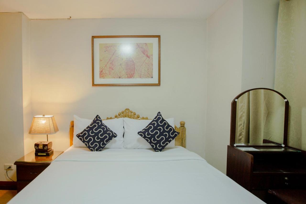 Newgrange Condotel Кесон-Сіті Екстер'єр фото